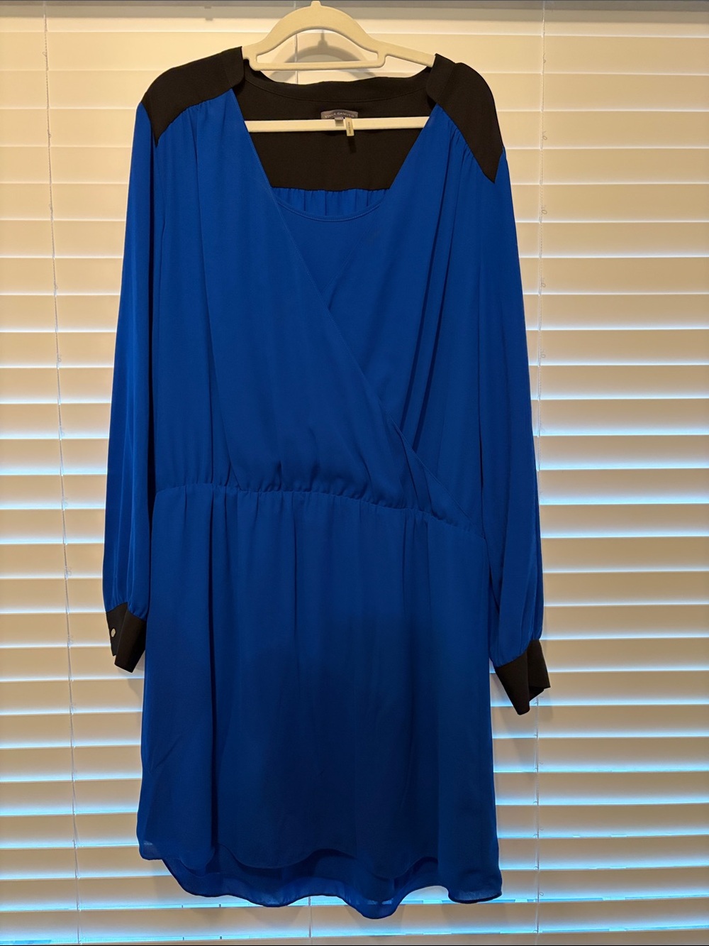 Vince Camuto Blue Long-Sleeve Wrap Dress with Black Accent